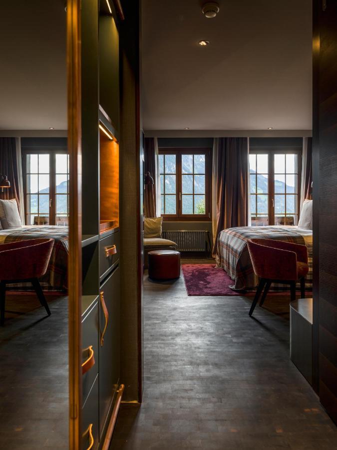 Huus Gstaad Hotel Saanen Exterior photo